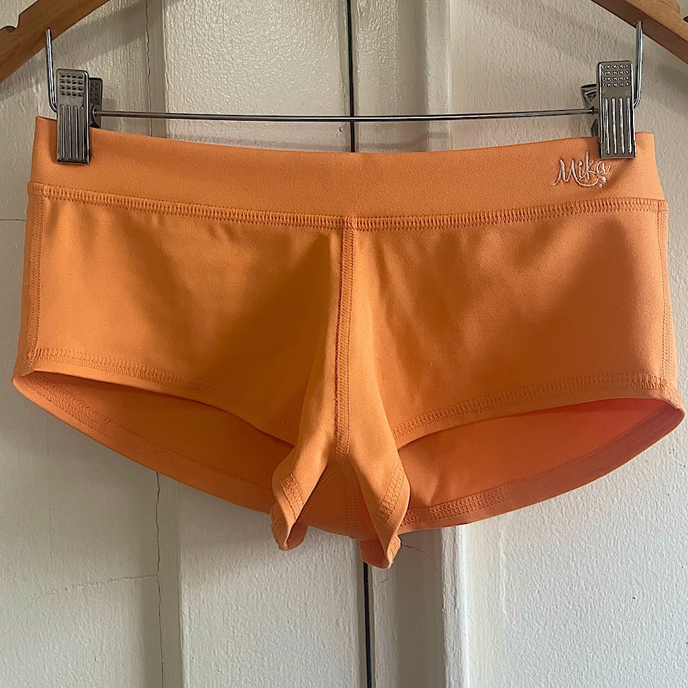 Mika Sinched Yoga Shorts